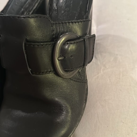 COPY - BORN Leather Clog Platform Round Toe Black Buckle Slip On 7 38 cqk10 w62… - Picture 4 of 5